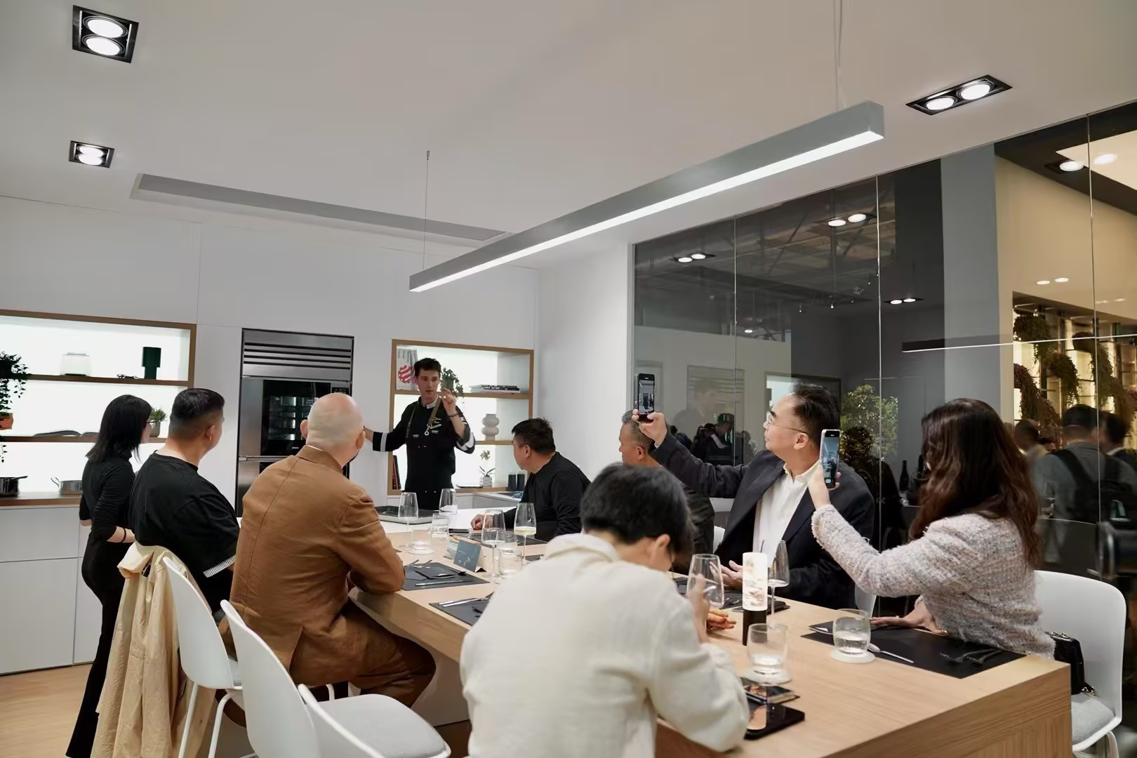 Unox Casa 米兰家具展启示录 · 星级生活(图2) Unox Casa 米兰家具展启示录 · 星级生活(图2)
